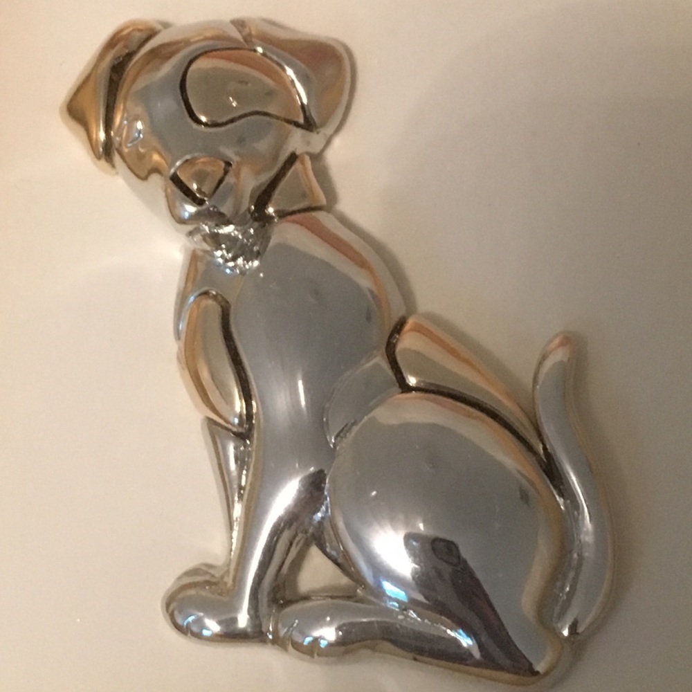Liz Claiborne dog pin